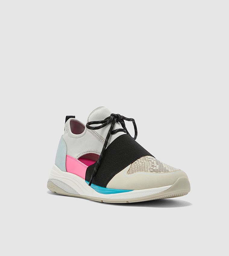 Round Toe Low Top Sneakers-Multi