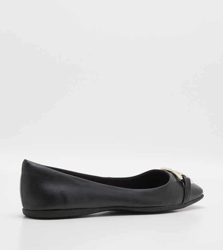QAELDAN Square Toe Ballerinas