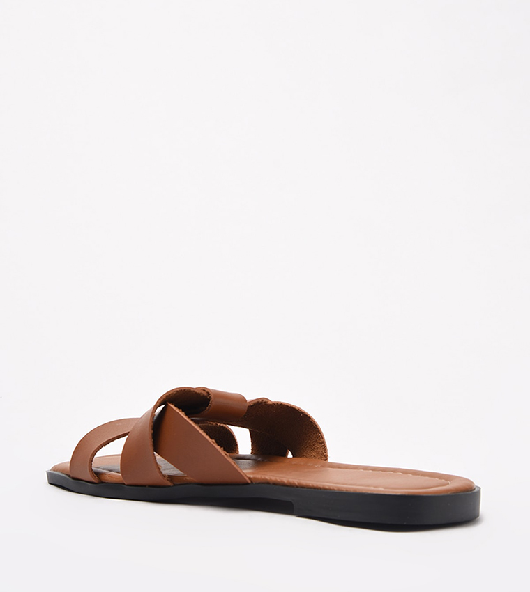 Buy Trendyol Flat Slippers In Tan 6thStreet Kuwait