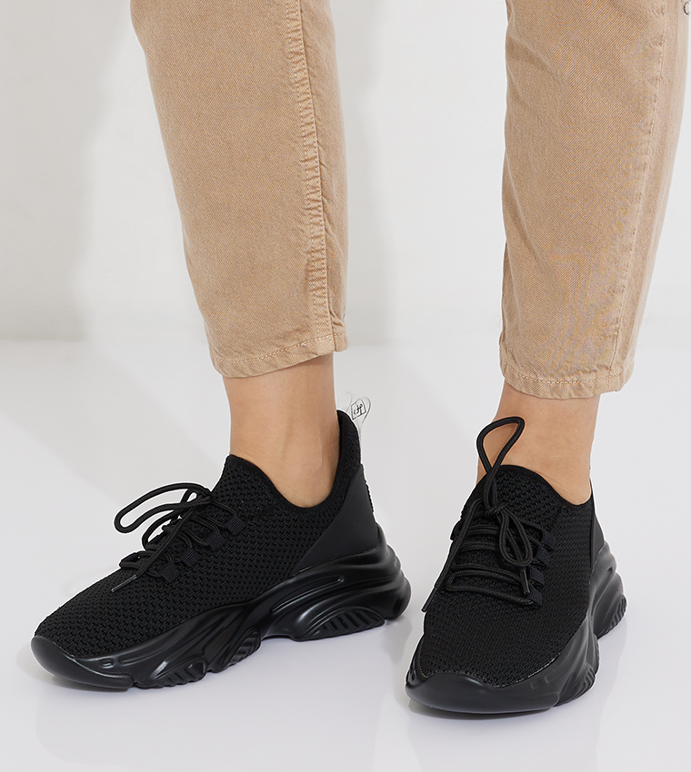 TRIXI Low Top Sneakers