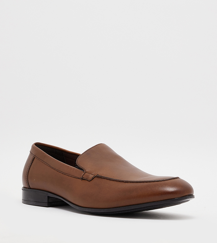 Cognac loafers store