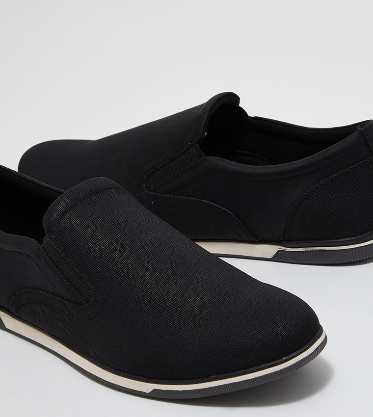 BRAUNBOCK Textured Casual Slip-On Shoes