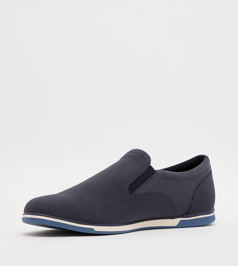 BRAUNBOCK Solid Slip-On Shoes