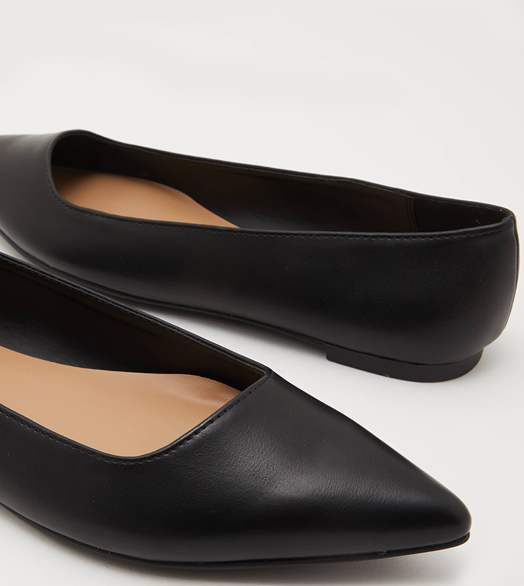 HAZYLLE Pointed Toe Ballerinas