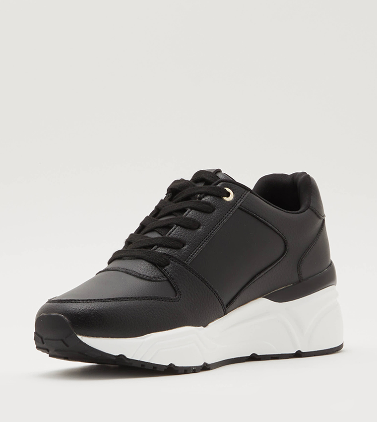 GIGII Textured Lace-Up Platform Sneakers