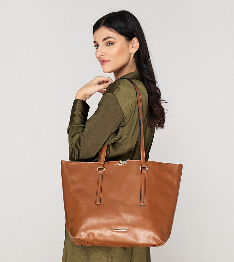 Buy Aldo LALAENTAR Metal Accent Tote Bag In Brown | 6thStreet UAE