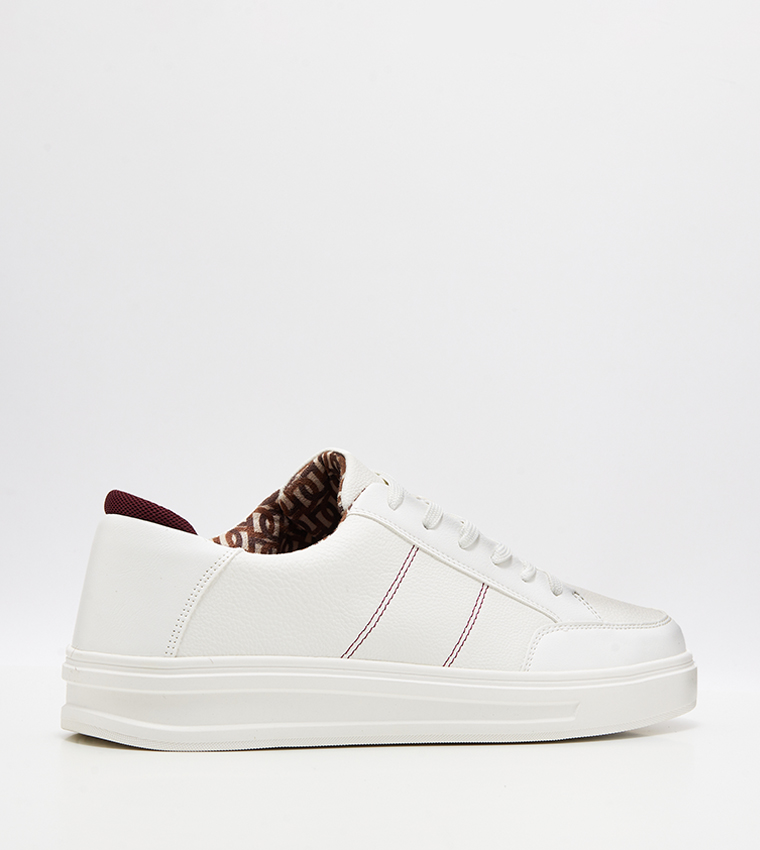 MIDCOURT Lace-Up Sneakers
