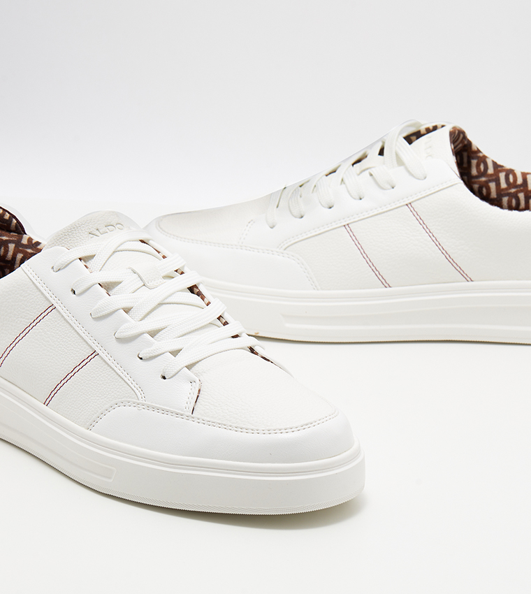 MIDCOURT Lace-Up Sneakers