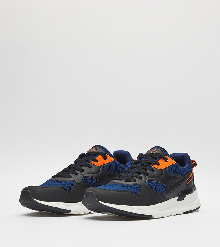 BEACON Color Block Lace-Up Sneakers