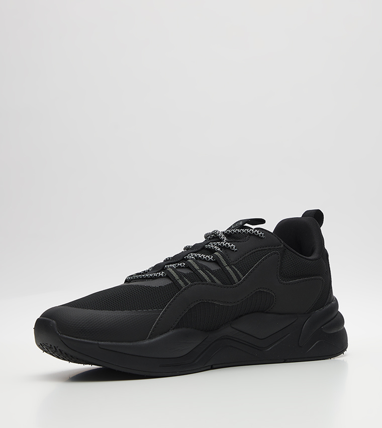 MORRO Lace-Up Sneakers