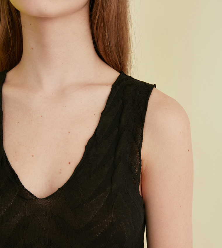 توب صيفي قصير