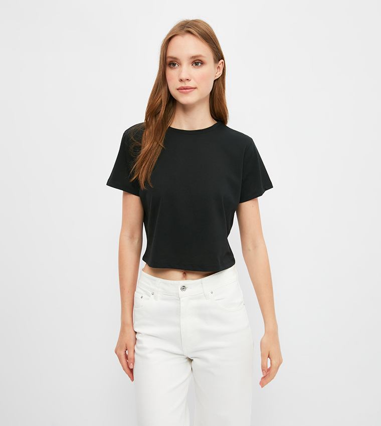 Buy Trendyol Basic Crop Top In Black | 6thStreet Qatar
