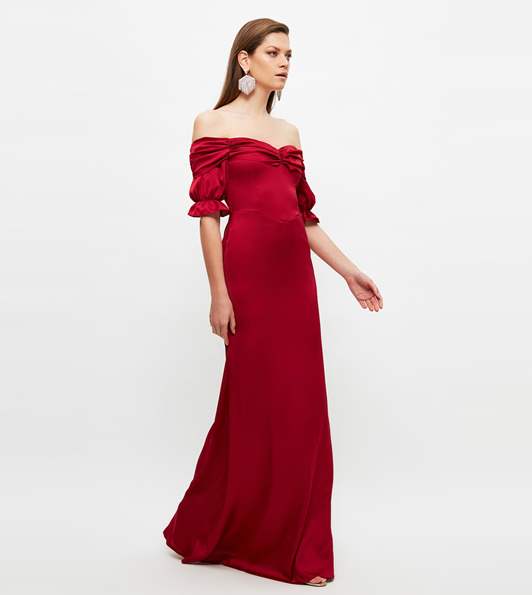 Buy Trendyol Burgundy Shirred Detailed Satin Evening Dress Graduation Dress In Maroon 6thStreet Bahrain