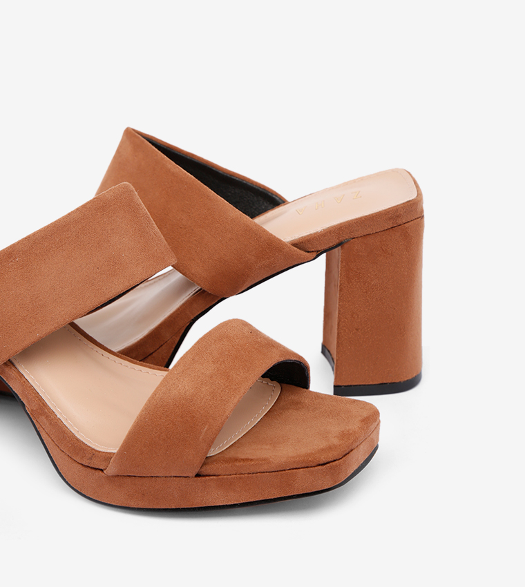 Buy ZAHA CCC Slippers Brown In Brown 6thStreet Kuwait