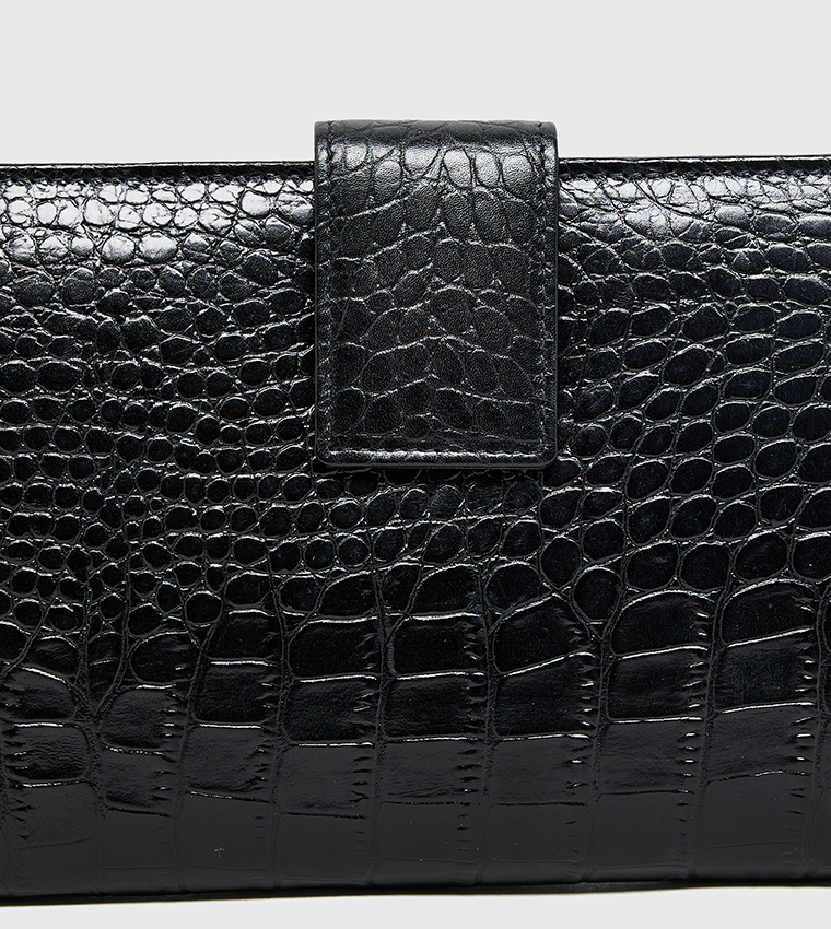 Croc Textured Bi-Fold Card Holder