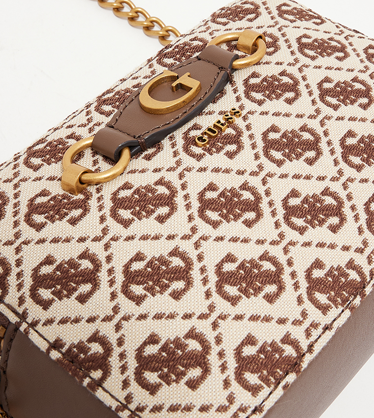 GUESS Izzy Camera Bag – Borsa A Tracolla Compatta – Latte Logo/Brown – 20x13x8 Cm – In Poliuretano – Con Sacchetto Polvere