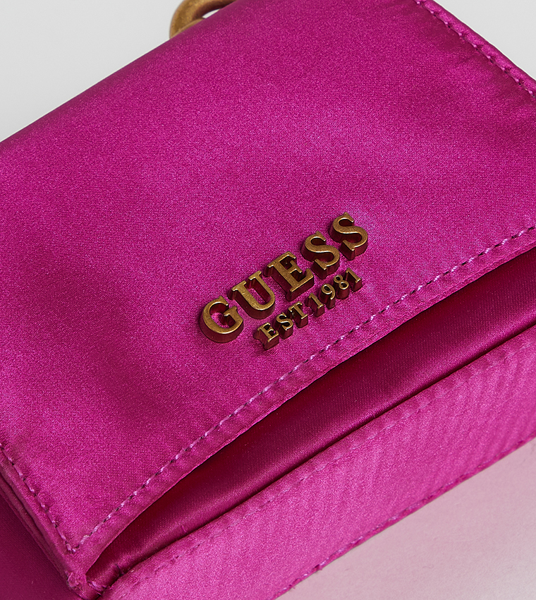 حقيبة كروس بودي بشعار العلامة التجارية 