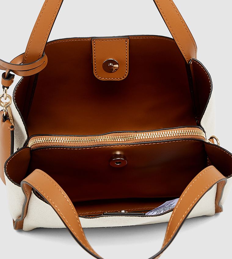 NICOLETTE Textured Shoulder Bag