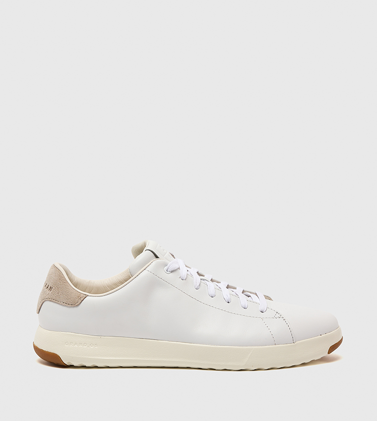 GRANDPRO Lace-Up Tennis Shoes