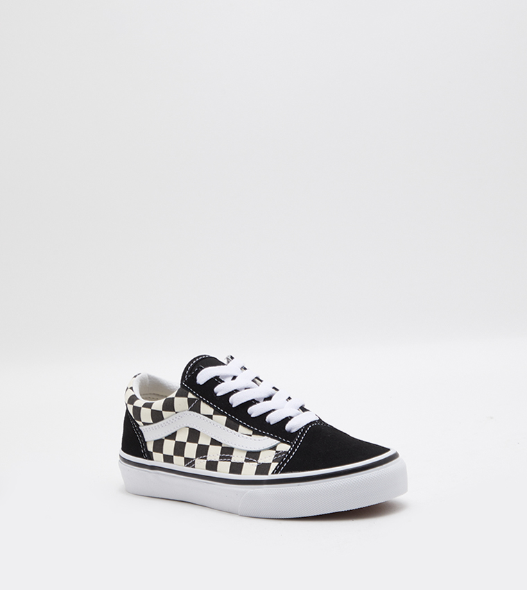 UY Old Skool Low Top Sneakers