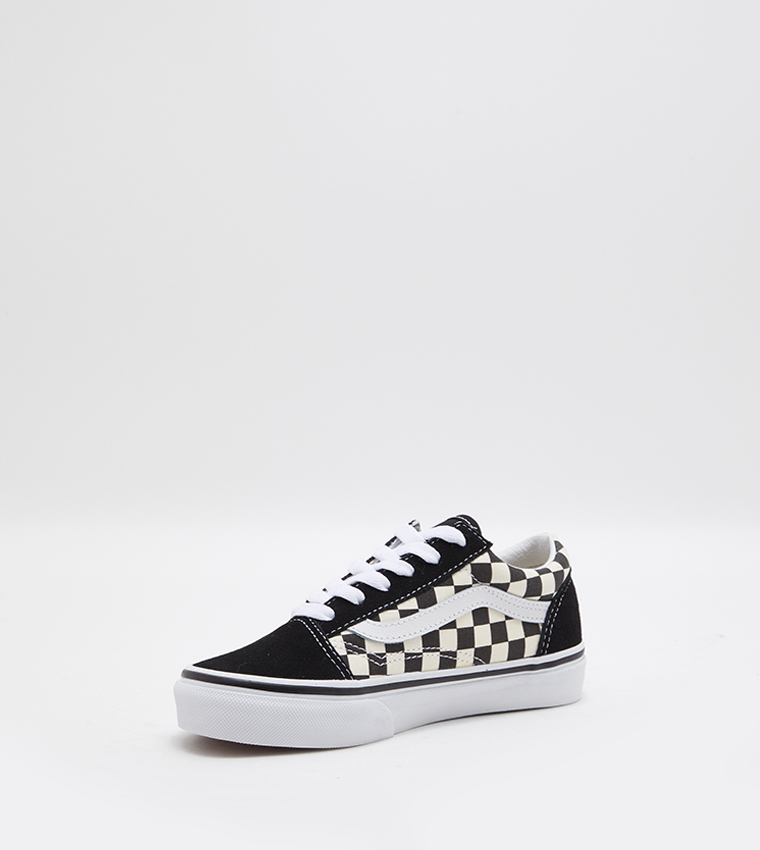 UY Old Skool Low Top Sneakers