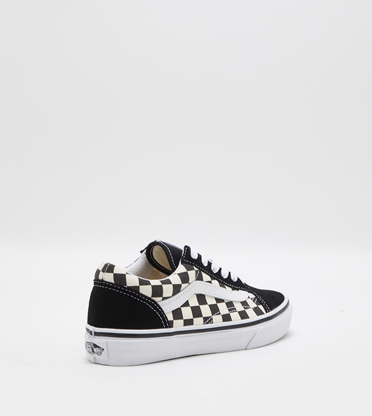 UY Old Skool Low Top Sneakers