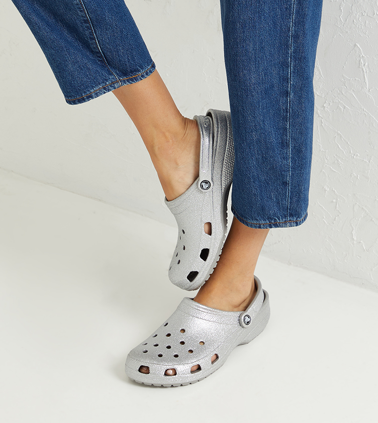 Clogs