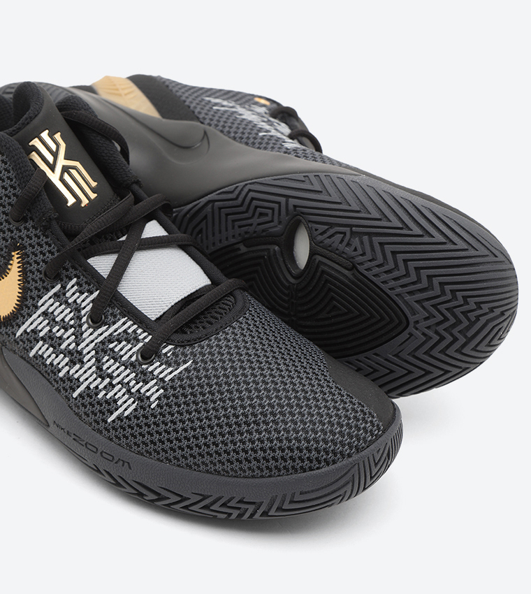 Kyrie flytrap 2 black metallic gold hotsell