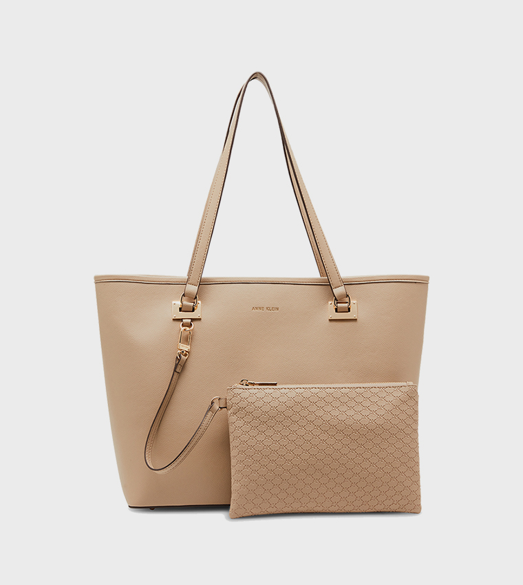 Textured Zippered Tote Bag