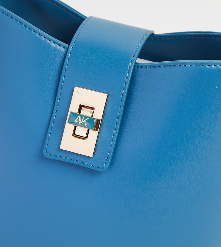 Twist Lock Shoulder Bag