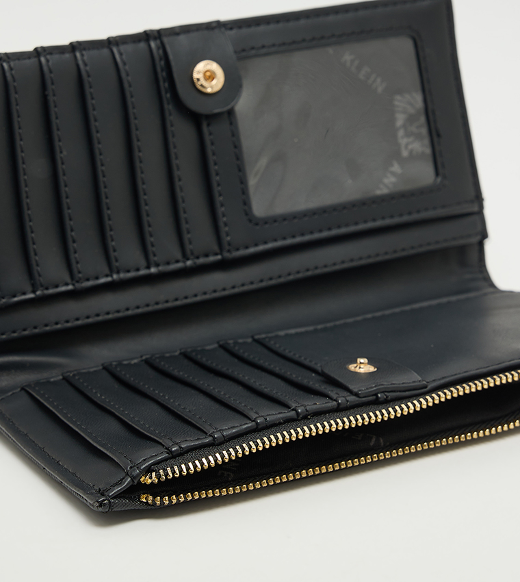 Textured Zippered Wallet