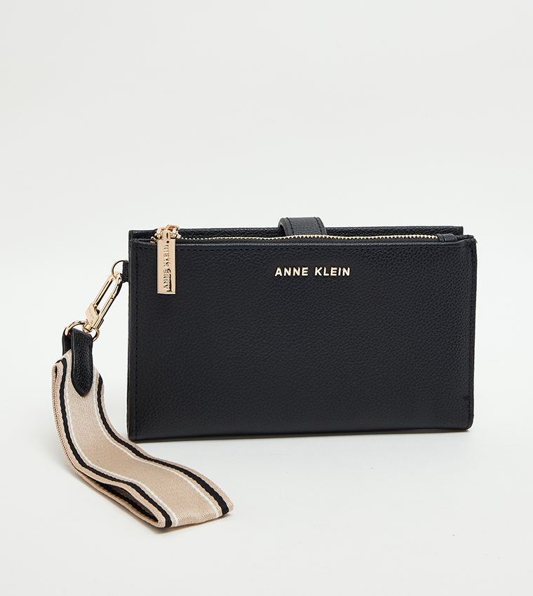 Textured Zippered Wallet
