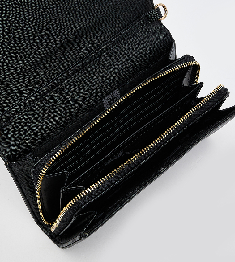 Textured Wallet and Beanie Gift Set