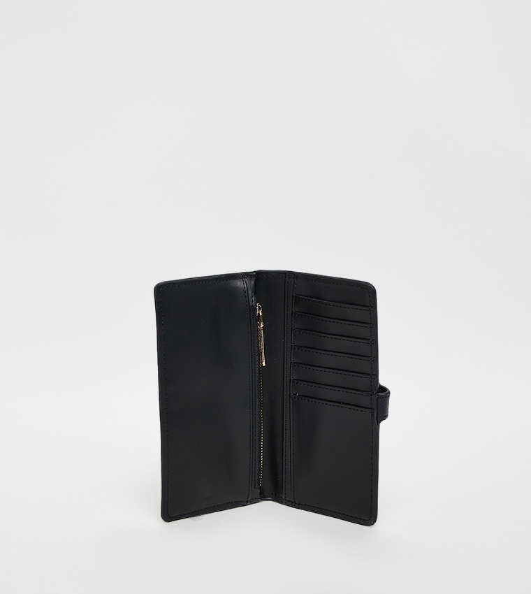 Logo Detail Clutch