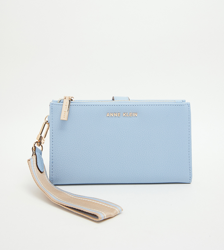 Textured Zippered Wallet