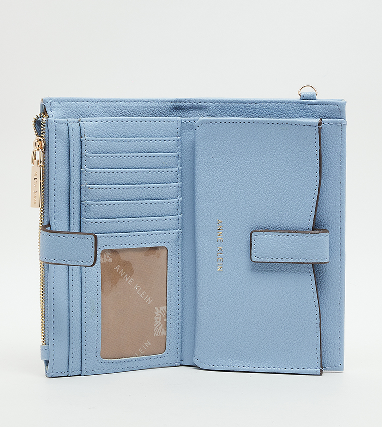 Textured Zippered Wallet