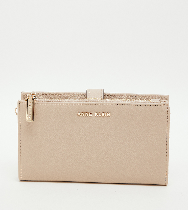 Textured Zippered Wallet