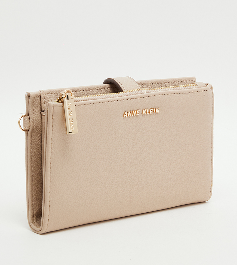 Textured Zippered Wallet