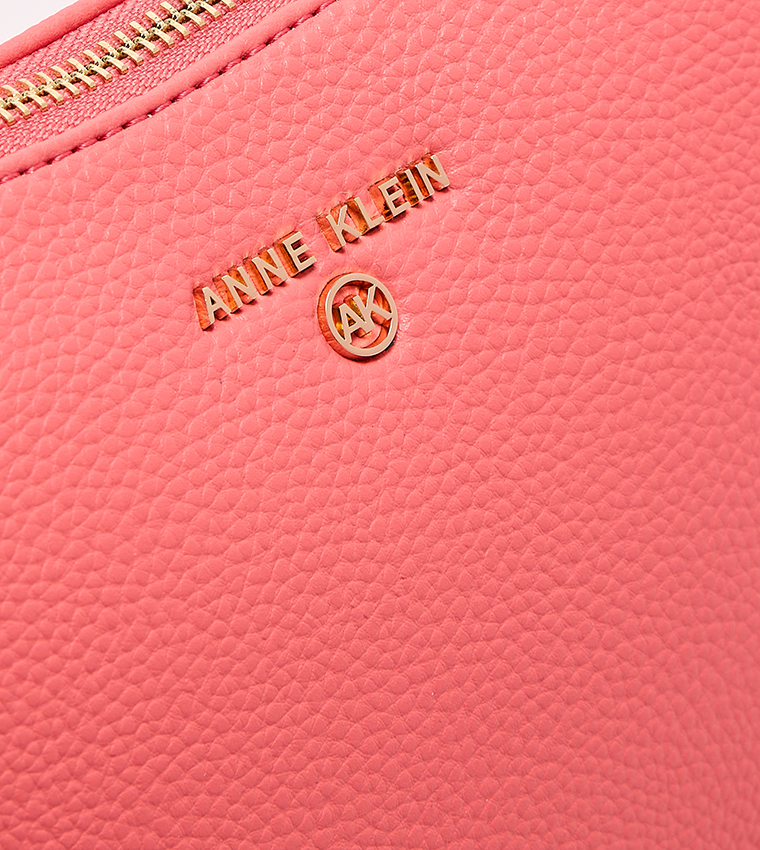 Textured Zippered Shoulder Bag