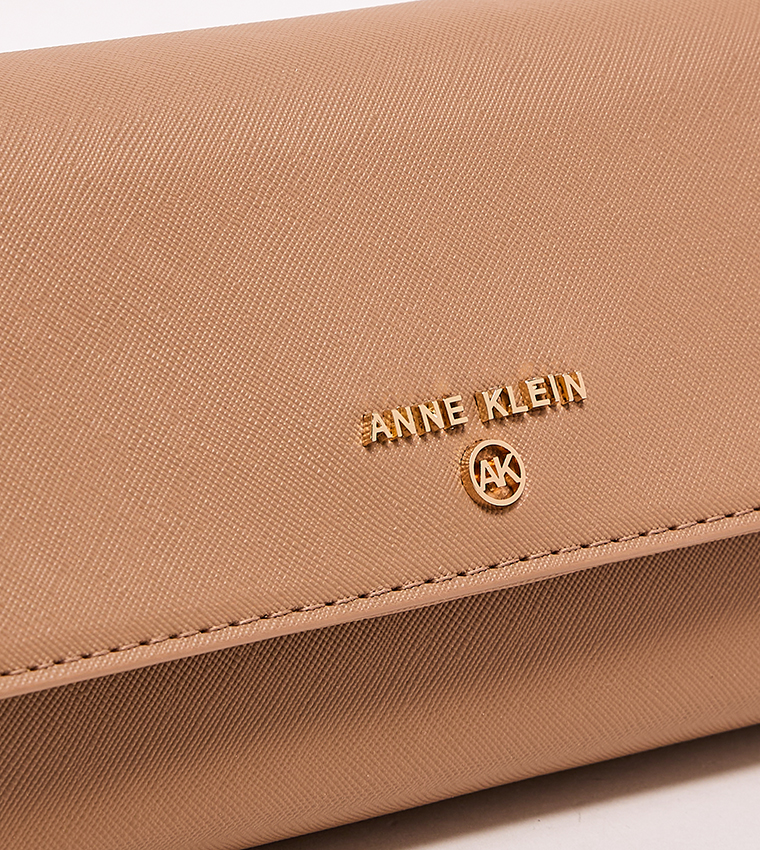 Textured Flap Crossbody Bag