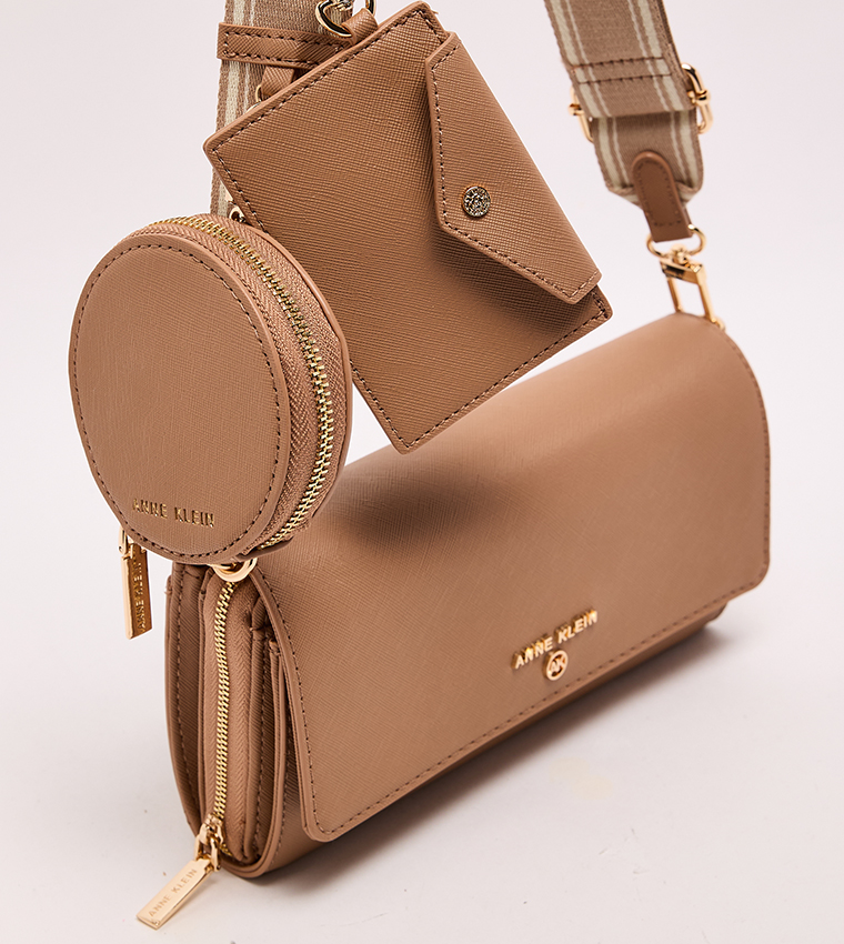 Textured Flap Crossbody Bag