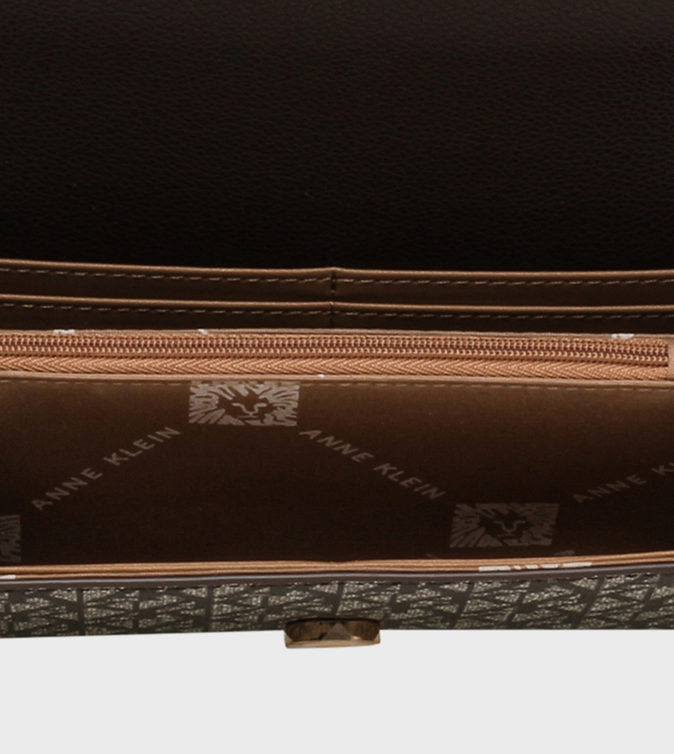 شنطة كتف فلاب مونوغرام 