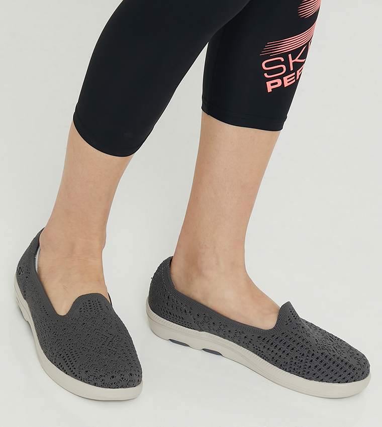 On the hot sale go bliss skechers