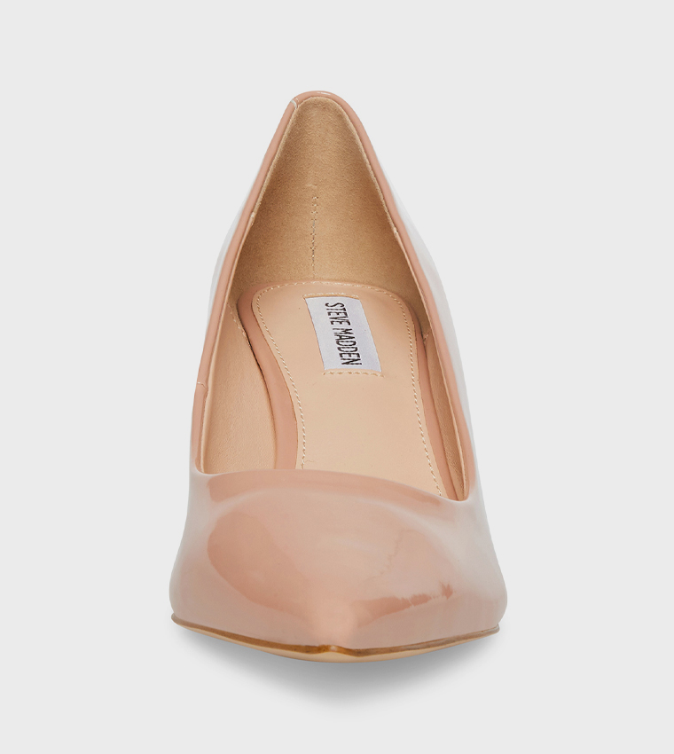 KITKAT Pointed Toe Glossy Pumps