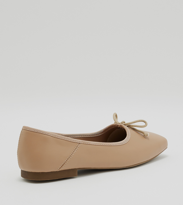 VINYARD Bow Detail Ballerinas