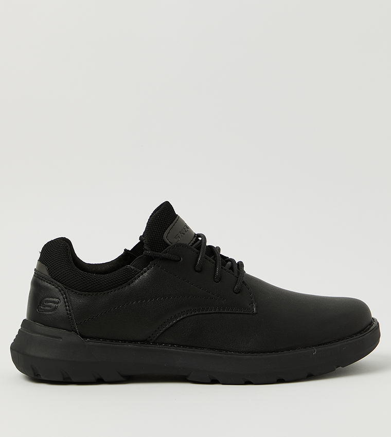 Flat Heel Round Toe Walking Shoes