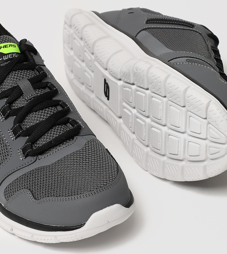 حذاء رياضي - فحمي