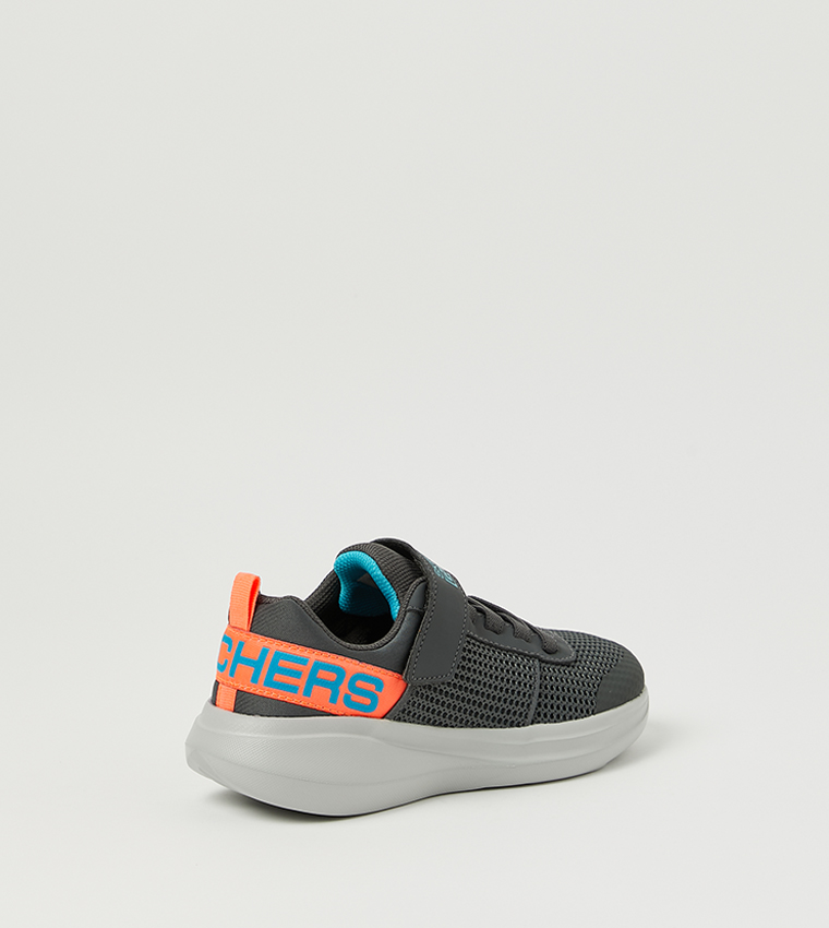 Boys' Skechers GOrun Fast Tharo Sneaker 