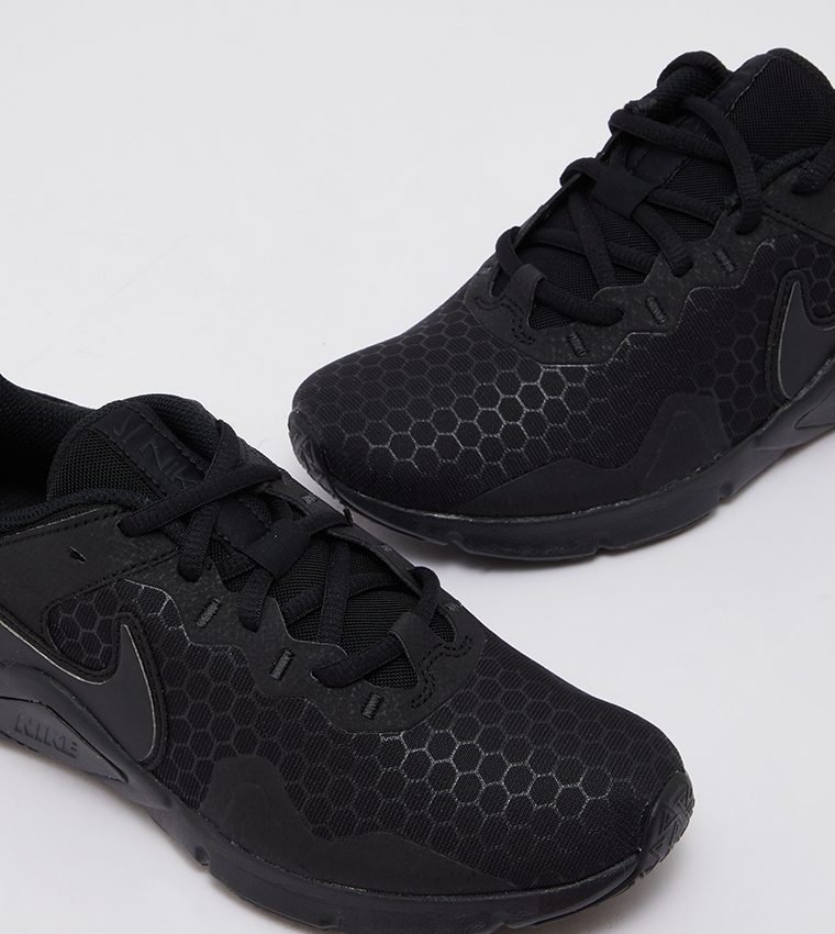 LEGEND ESSENTIAL 2 Training Shoes