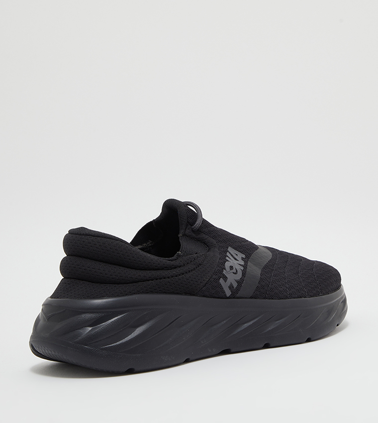 Buy Hoka Ora Recovery 2 Running Shoes In Black | 6thStreet UAE